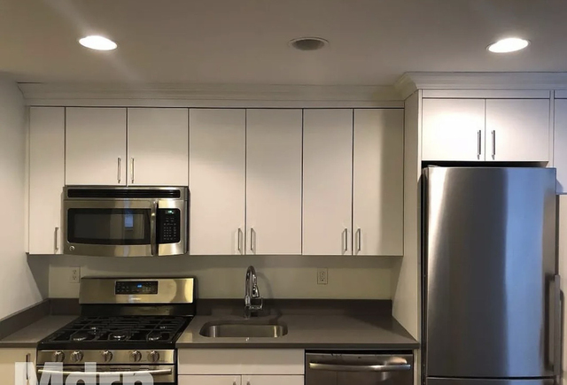 25 West 68th Street - Photo 1
