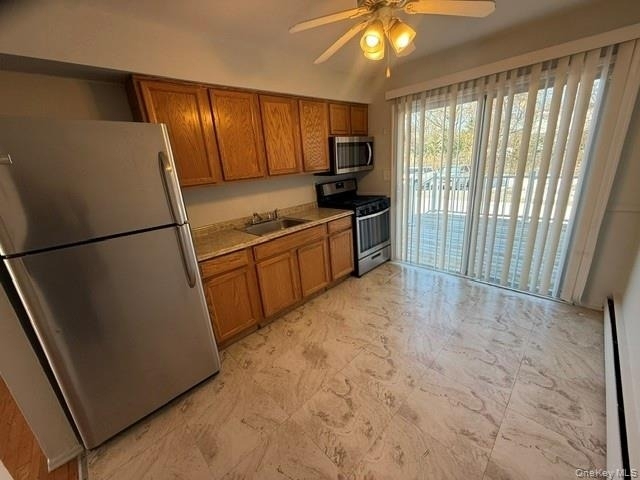 54 Ralph Avenue - Photo 1