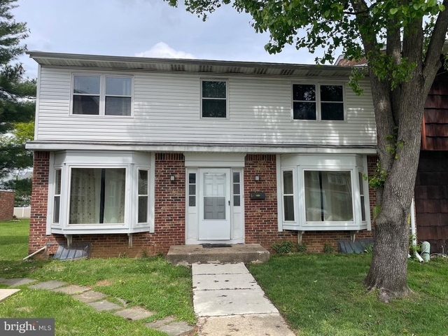 1933 Juniper Lane - Photo 1