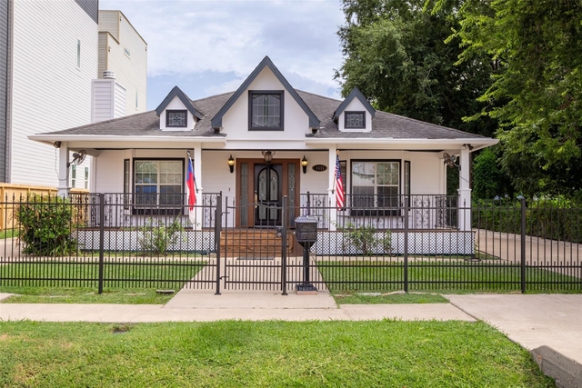 1535 W 25th Street - Photo 1