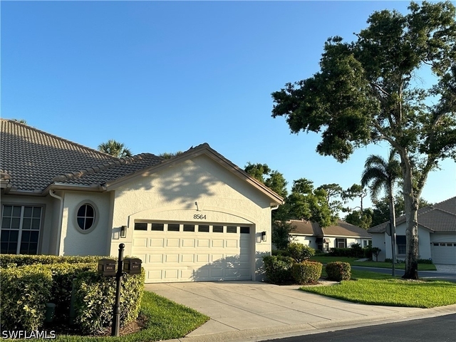 8564 Fairway Bend - Photo 1