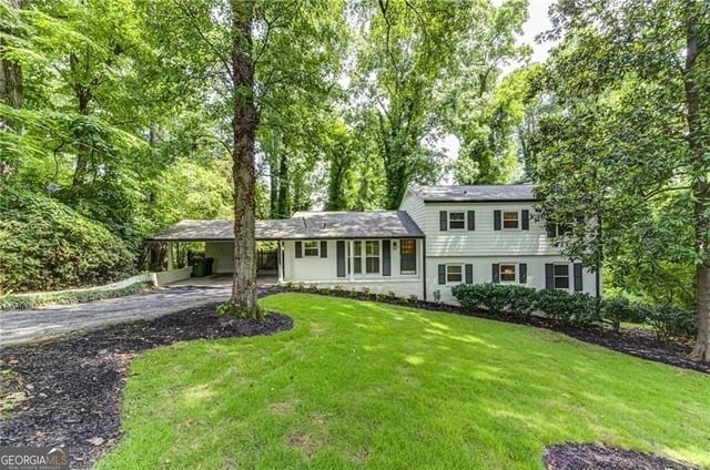 370 Herrington Drive Ne - Photo 1