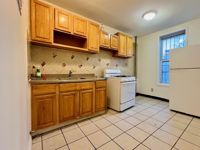 1483 Fulton Street - Photo 1