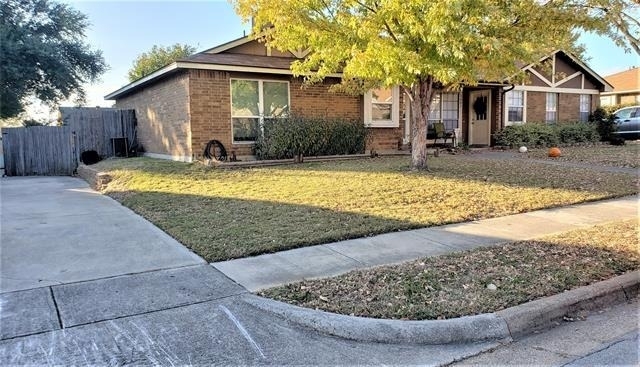 2925 Timothy Lane - Photo 1