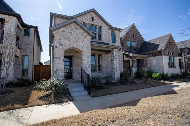 2653 Kings Canyon Mews - Photo 1