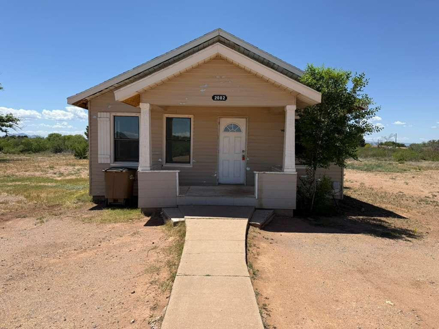 2082 N Cougar Place - Photo 1