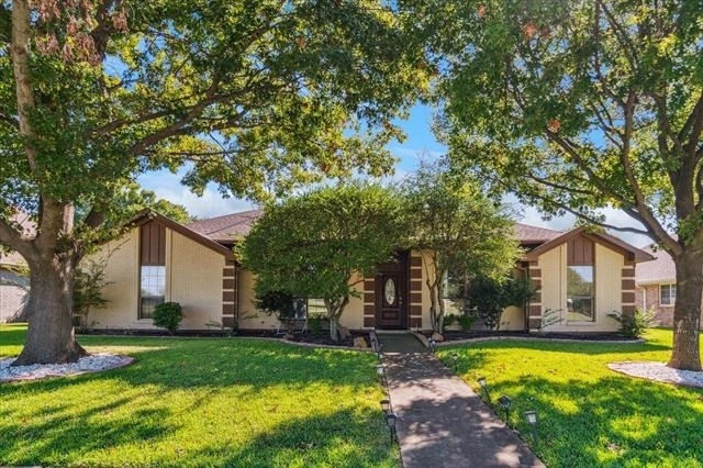 4436 Emerson Drive - Photo 1