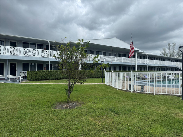 600 Layne Boulevard - Photo 1
