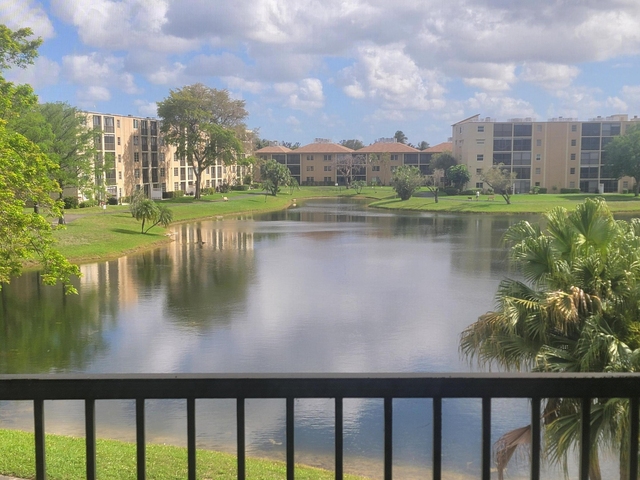 7900 Nw 50th Street - Photo 1