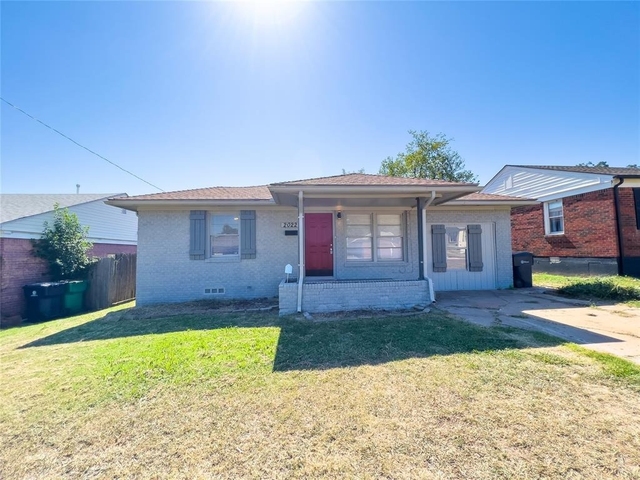 2022 Nw 33rd Street - Photo 1