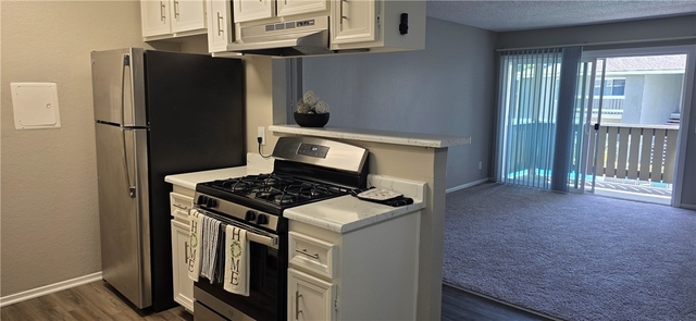 10601 Diana Avenue - Photo 1