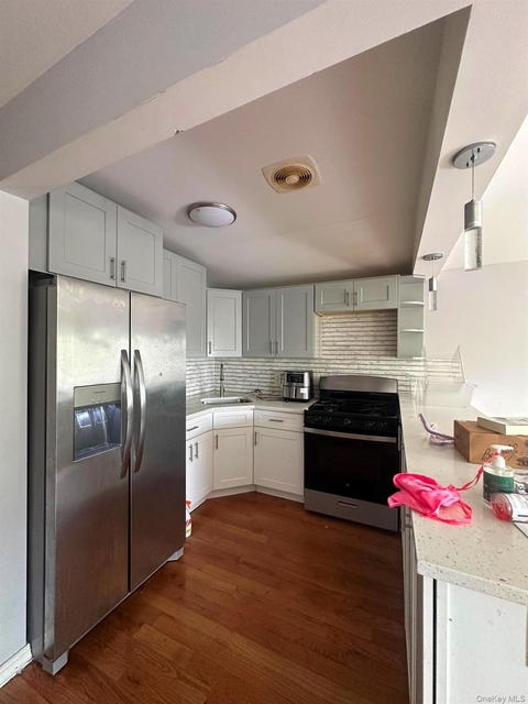 20120 120th Avenue - Photo 1
