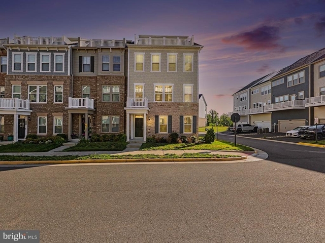 1900 Greenbriar Hall Road - Photo 1
