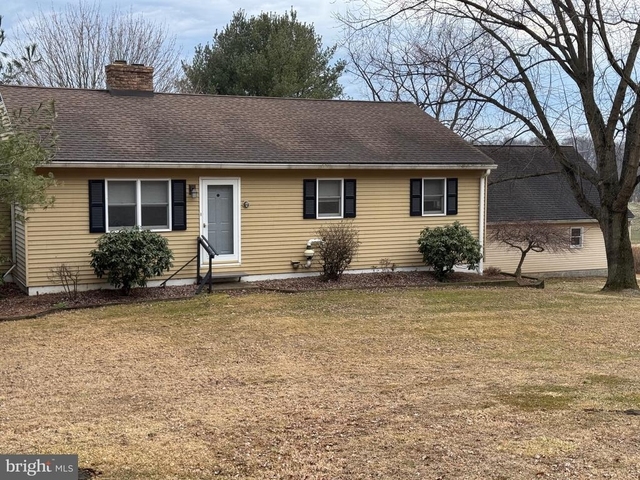 1009 Dry Wells Road - Photo 1