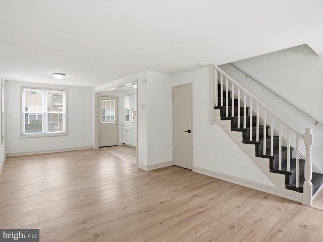 101 E Camden Avenue - Photo 1