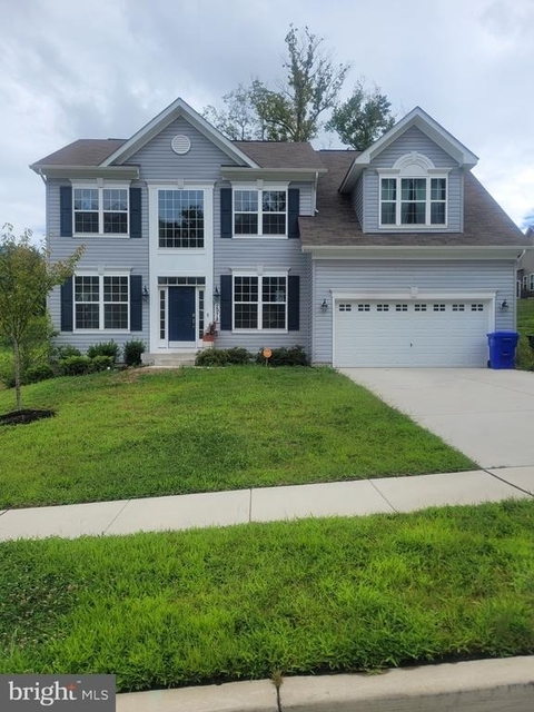 2978 Knight Court - Photo 1