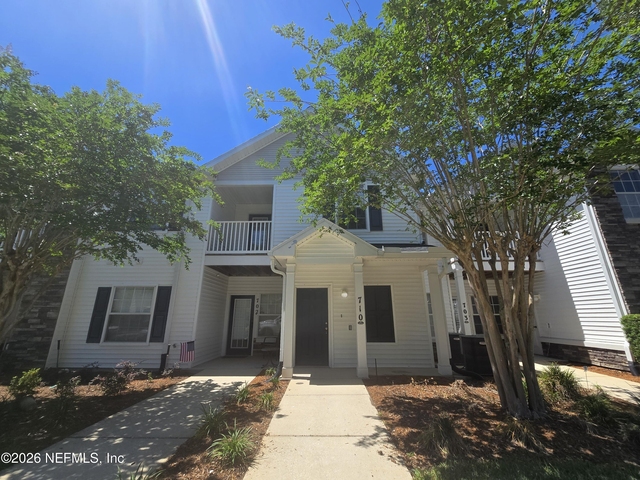 575 Oakleaf Plantation Parkway - Photo 1