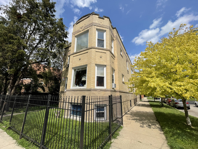 1320 W 57th Street - Photo 1