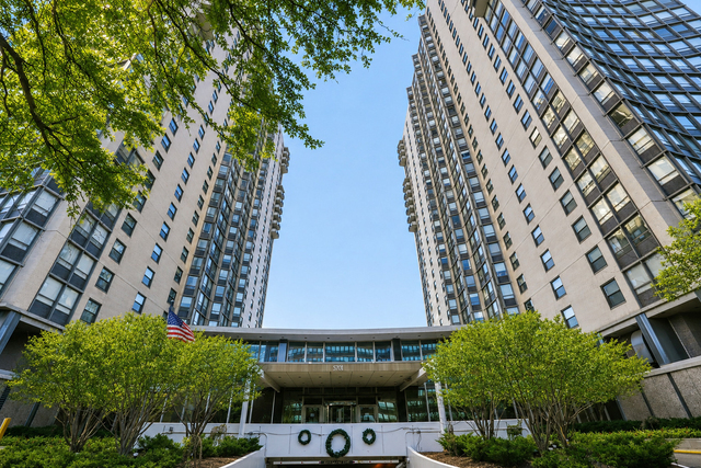 5701 N Sheridan Road - Photo 1
