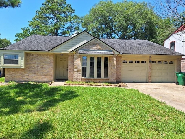605 Noreda Street - Photo 1