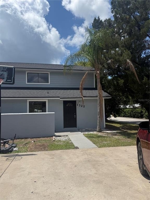 1322 Verona Street - Photo 1
