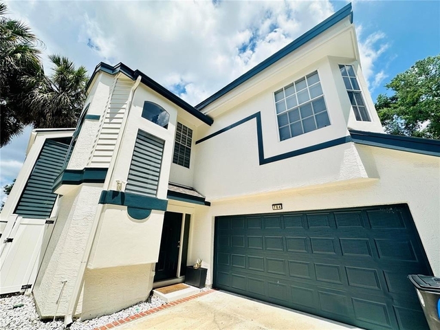 784 S Pennsylvania Avenue - Photo 1