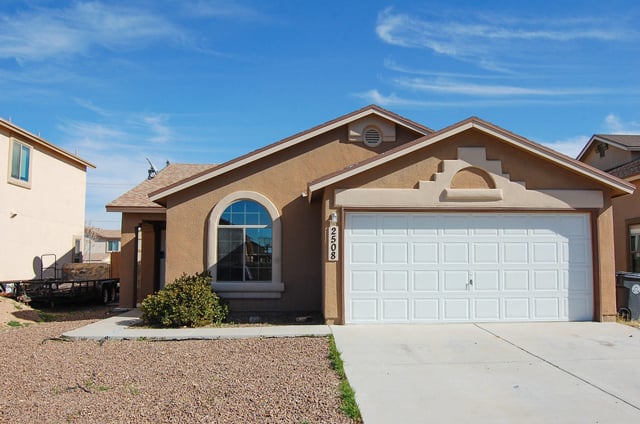 2508 Sparrow Point Street - Photo 1