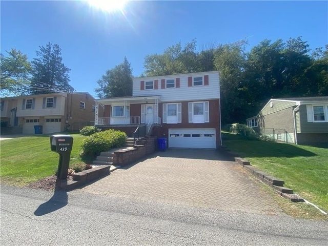 439 Crestview Dr - Photo 1