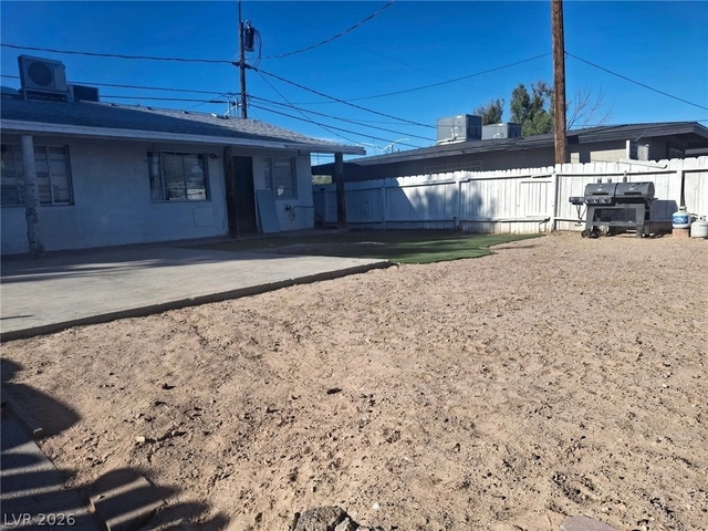 415 N 13th Street - Photo 1