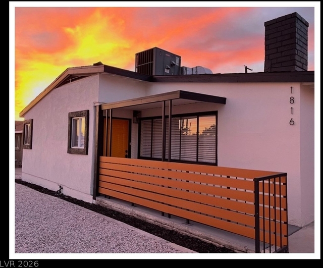 1816 Wengert Avenue - Photo 1