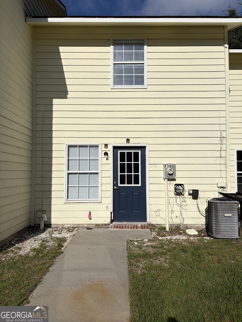 736 Morningside Lane - Photo 1