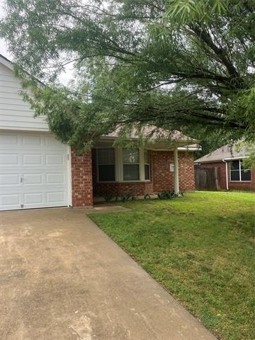 206 Linda Street - Photo 1