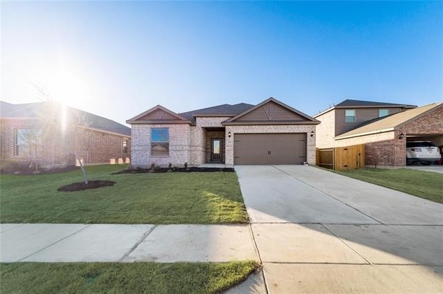 204 Lake Ridge Drive - Photo 1