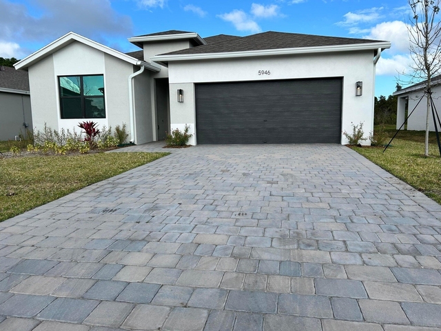 5946 Se Skyblue Circle - Photo 1