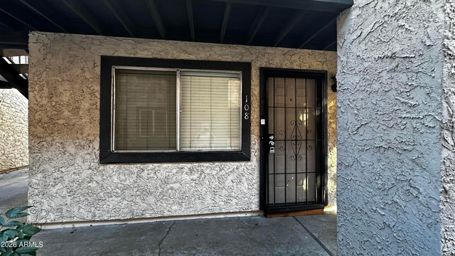 700 W University Drive - Photo 1