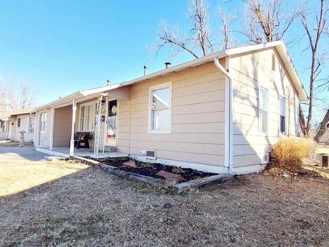 3512 N Holman Court - Photo 1