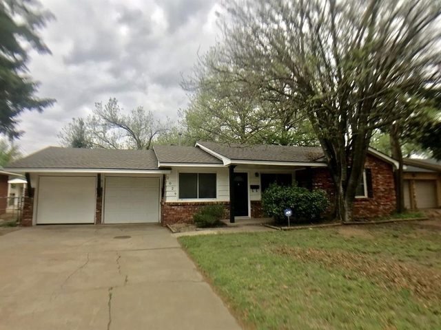 2029 Nw 46th Street - Photo 1