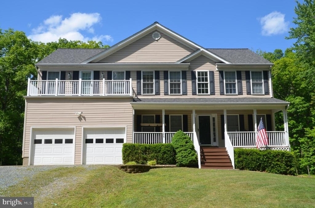 25 Tracey Lane - Photo 1