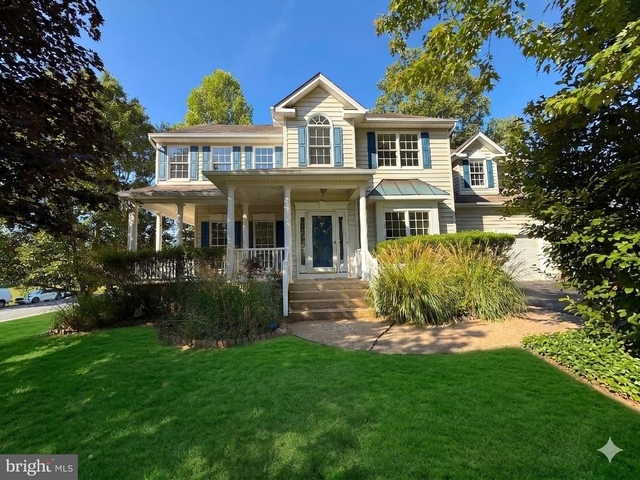 10500 Westfield Lane - Photo 1