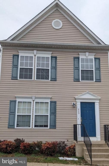 829 Gallows Court - Photo 1
