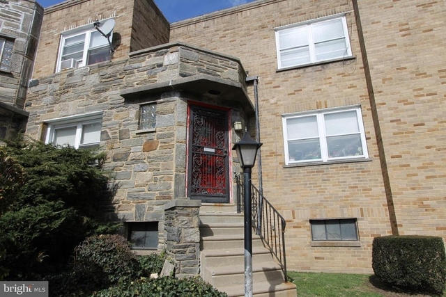 6711 E Pleasant Place - Photo 1