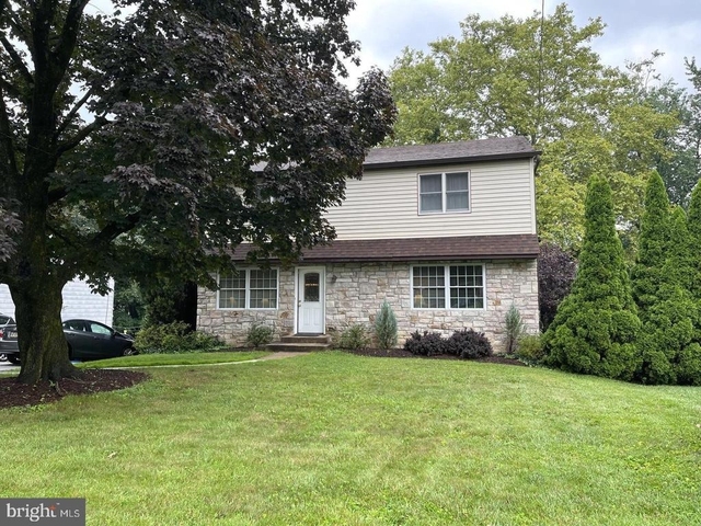 306 Media Line Road - Photo 1