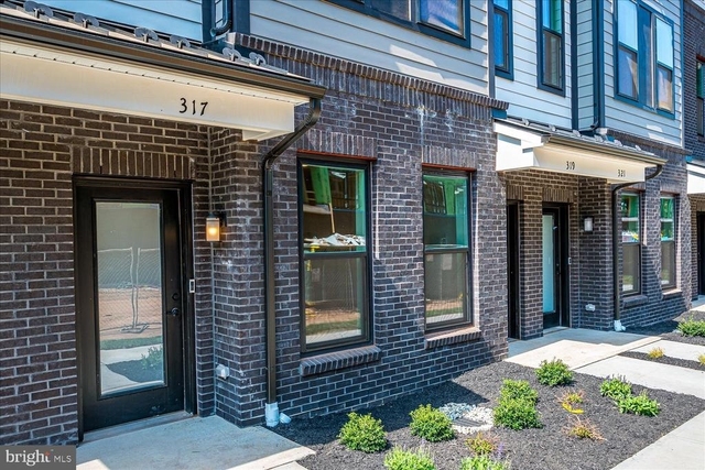 317 Sadie Circle - Photo 1