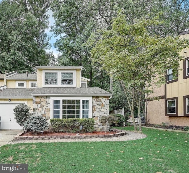 5 Christopher Road - Photo 1