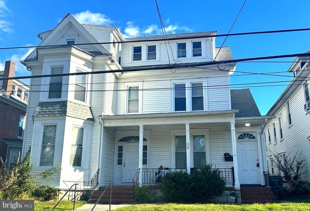 38 Wayside Avenue - Photo 1