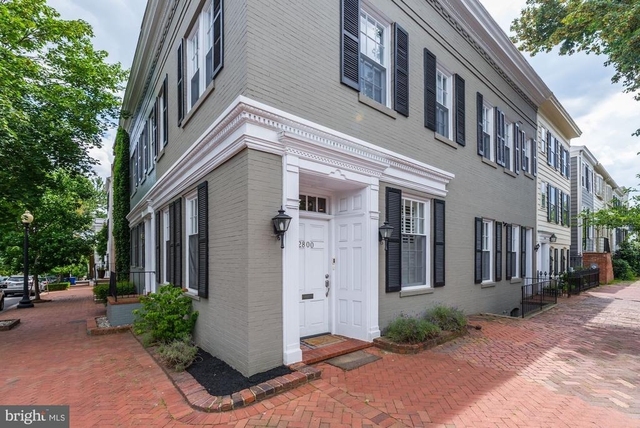 2800 Nw Dumbarton Street Nw - Photo 1
