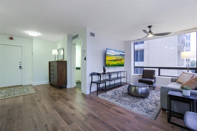 1212 Guadalupe St - Photo 1