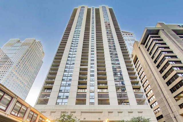 200 N Dearborn Street - Photo 1