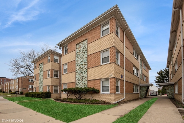 6252 W Belmont Avenue - Photo 1