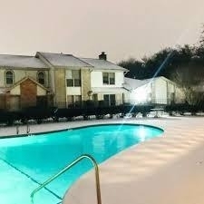 18 Windsor Court - Photo 1